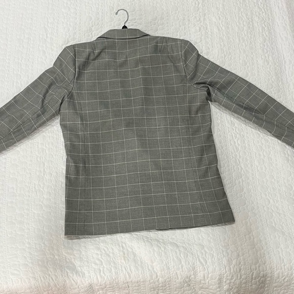 Abercrombie & Fitch gray/white lined plaid jacket - Picture 3 of 3